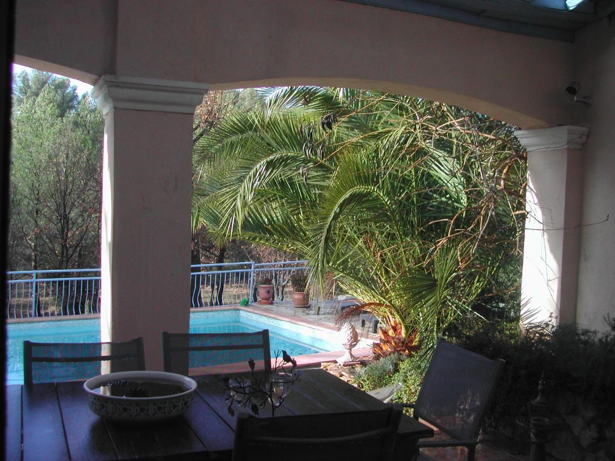 Le Patio Apartment Tourtour Ngoại thất bức ảnh